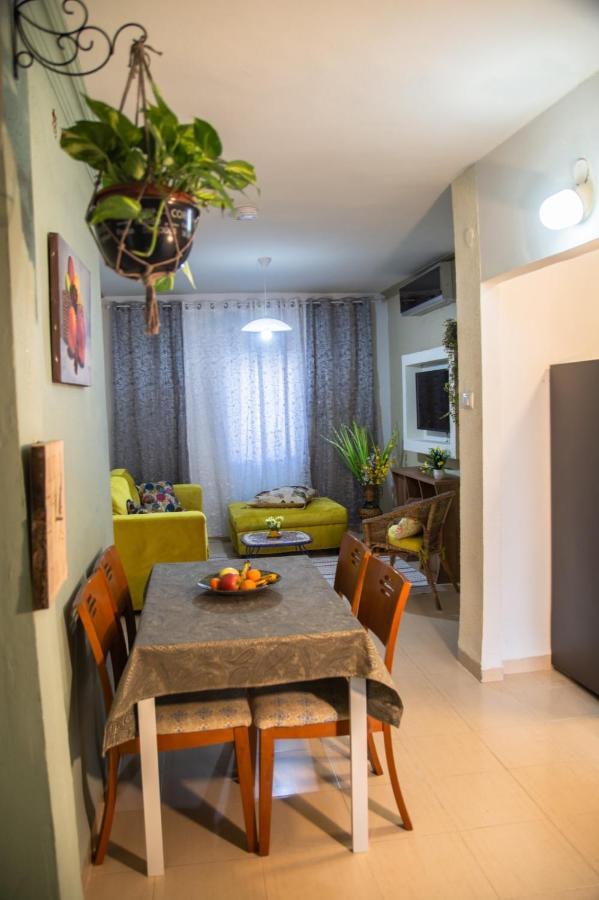 Ferienwohnung אצלנו - בגליל העליון Kirjat Schmona Exterior foto